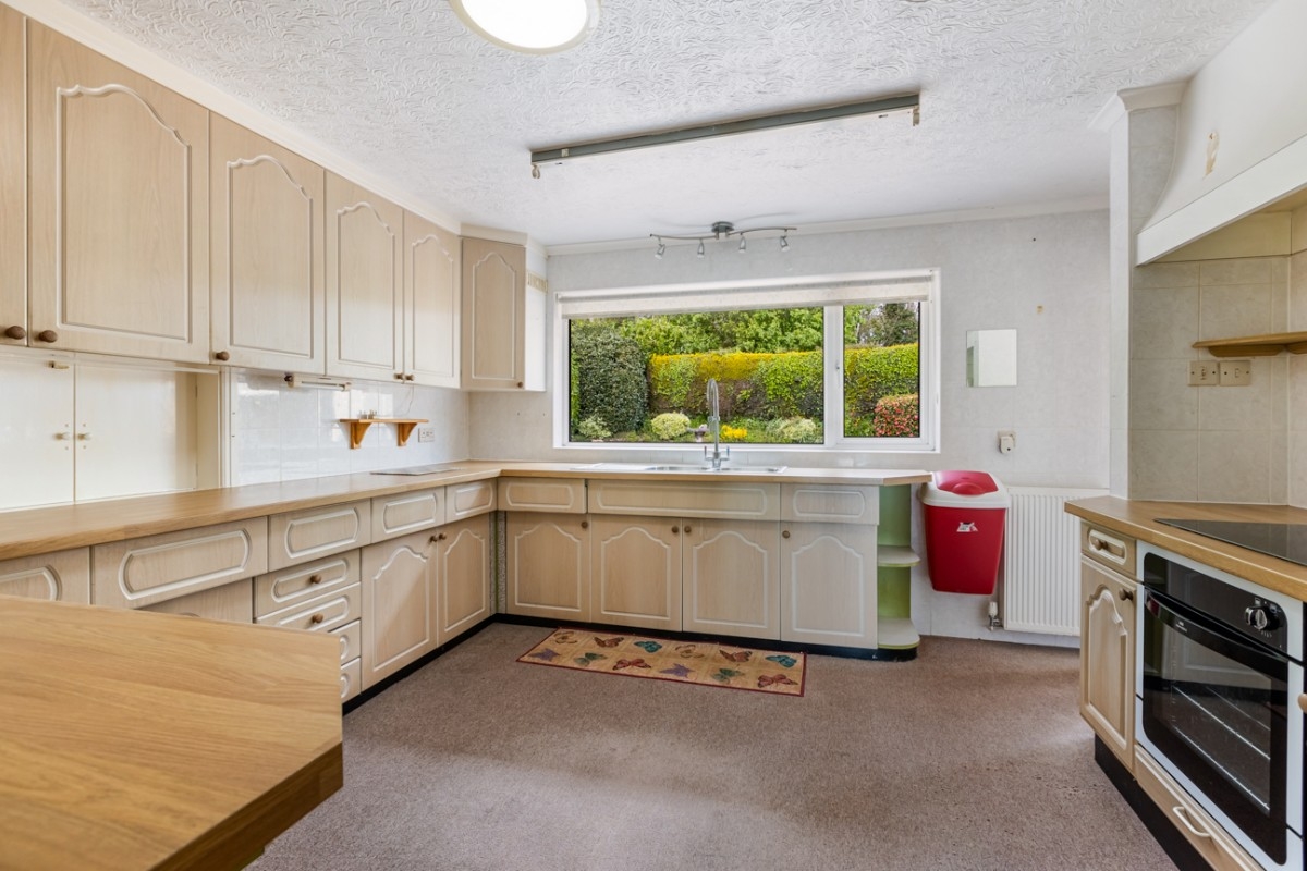 Broadley Drive Property for Sale in Torquay John Couch The Estate Agent offering Quality